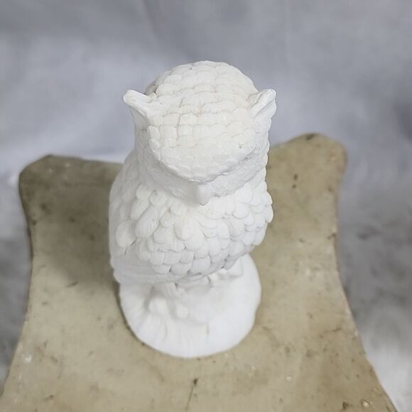 Vintage Alabaster Owl - Picture 2 of 7